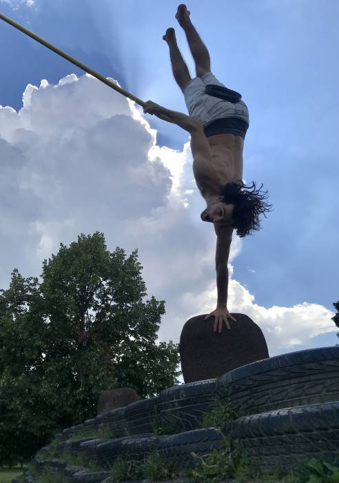 handplant_poempel_ak.jpg handplant_poempel_ak.jpg