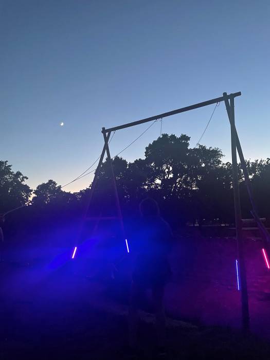 swing_dawn.jpg swing_dawn.jpg
